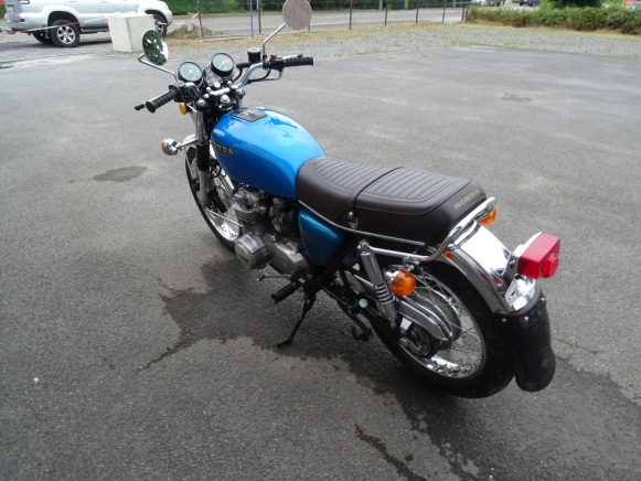 Moto Honda 550 Four Super Sport (Ancêtre de 1976, peu de Km) - Motocicleta: foto 5 Moto Honda 550 Four Super Sport (Ancêtre de 1976, peu de Km) - Motocicleta: foto 5