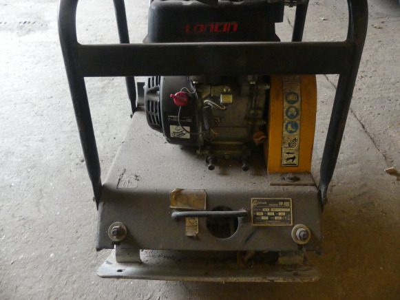 Plaque vibrante thermique Lumas VP100 - Plancha reversible: foto 5 Plaque vibrante thermique Lumas VP100 - Plancha reversible: foto 5