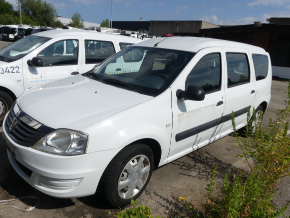 REF:10423 - Voiture Dacia Logan 1.5 DCI break (2012-254.373 km) - Coche: foto 1 REF:10423 - Voiture Dacia Logan 1.5 DCI break (2012-254.373 km) - Coche: foto 1