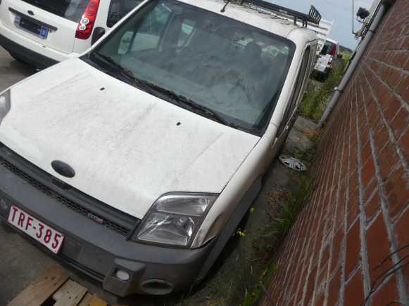 REF:Immatriculé sous : TRF-385 - Voiture Ford Tourneo Connect - Furgoneta combi: foto 2 REF:Immatriculé sous : TRF-385 - Voiture Ford Tourneo Connect - Furgoneta combi: foto 2