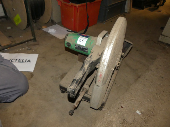 Tronçonneuse à métaux Hitachi - Máquina para metal: foto 2 Tronçonneuse à métaux Hitachi - Máquina para metal: foto 2