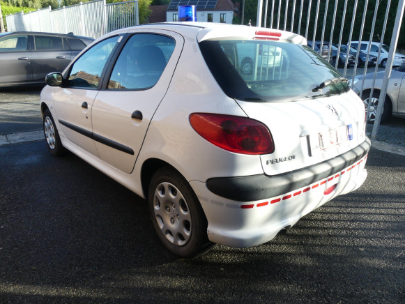Voiture Peugeot 206 (2006-87.764 km) - Coche: foto 4 Voiture Peugeot 206 (2006-87.764 km) - Coche: foto 4