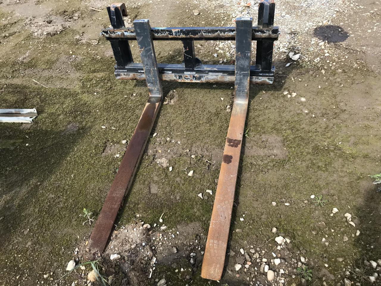 Bressel 2,5 to (1300 mm Zinken) - Horquillas para Maquinaria agrícola: foto 2 Bressel 2,5 to (1300 mm Zinken) - Horquillas para Maquinaria agrícola: foto 2