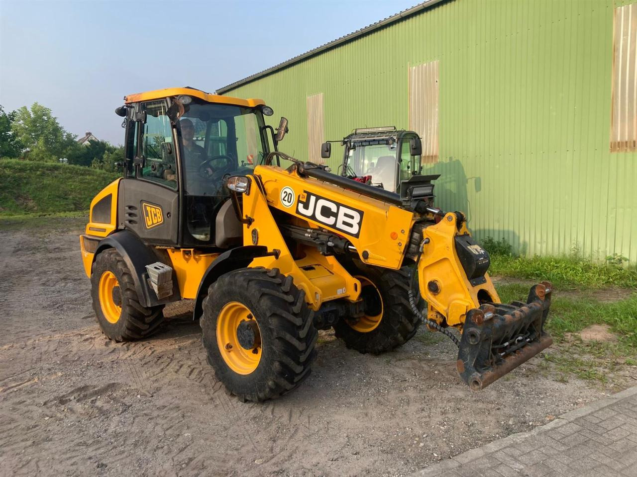 JCB TM 220 - Manipulador telescópico: foto 1 JCB TM 220 - Manipulador telescópico: foto 1
