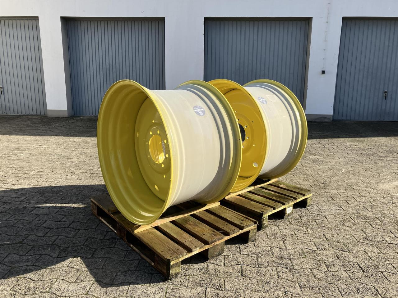 John Deere 23x38 - Neumático para Maquinaria agrícola: foto 1 John Deere 23x38 - Neumático para Maquinaria agrícola: foto 1