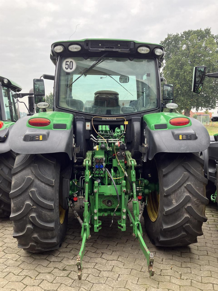 John Deere 6110R - Tractor: foto 4 John Deere 6110R - Tractor: foto 4
