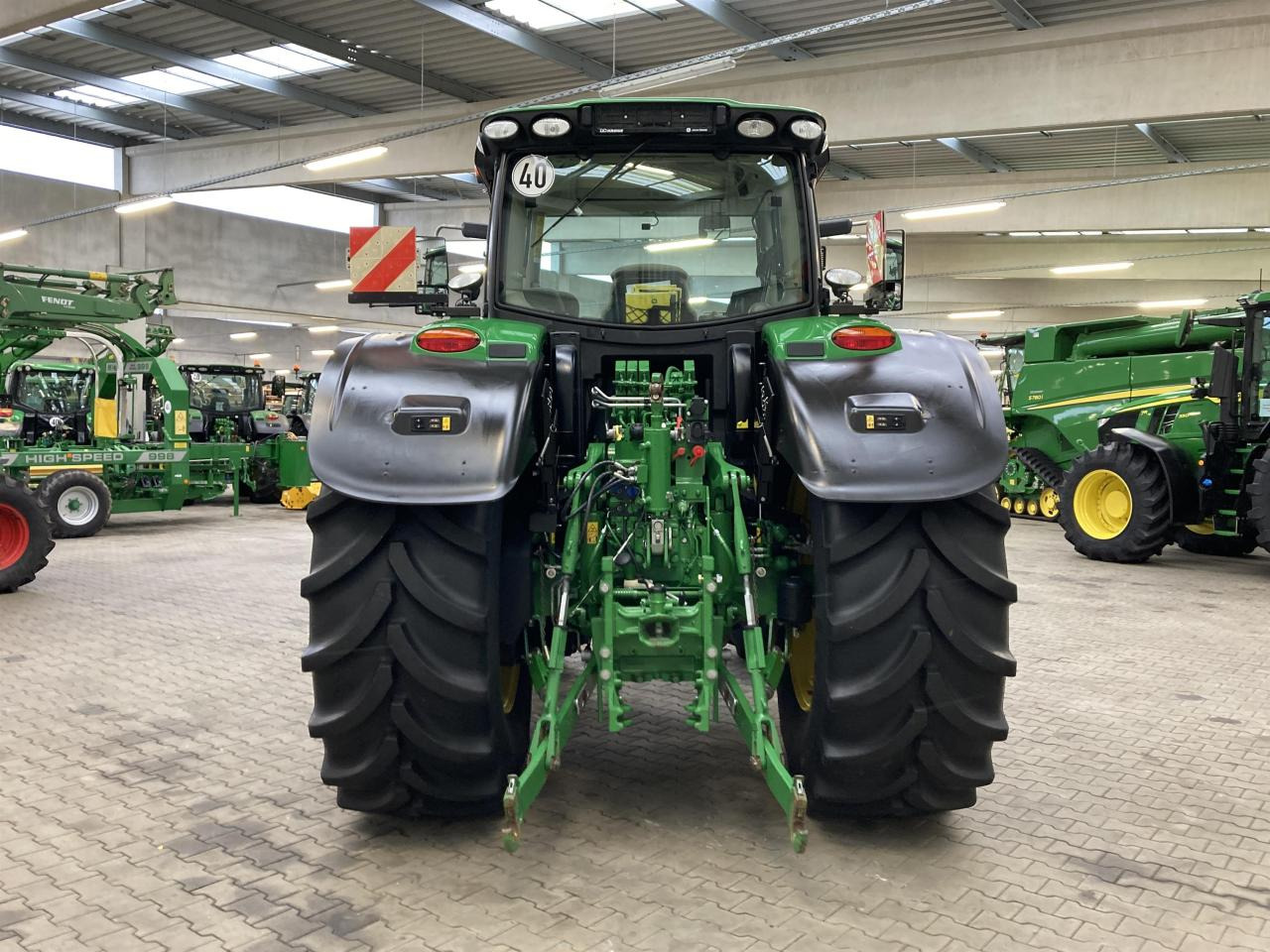 John Deere 6175R - Tractor: foto 5 John Deere 6175R - Tractor: foto 5