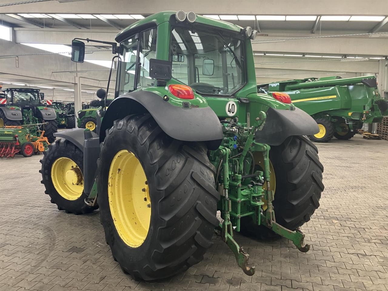 John Deere 6830 Premium - Tractor: foto 4 John Deere 6830 Premium - Tractor: foto 4