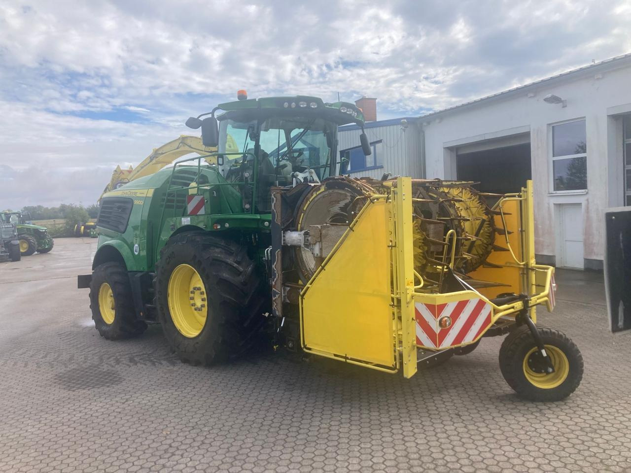 John Deere 9900i - Cosechadora de forraje: foto 2 John Deere 9900i - Cosechadora de forraje: foto 2