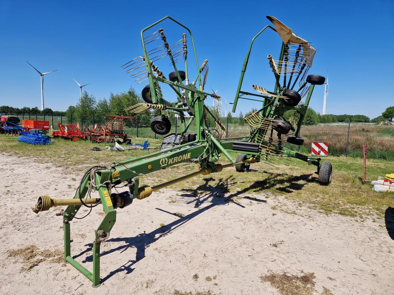 Krone Swadro 807 - Henificadora: foto 1 Krone Swadro 807 - Henificadora: foto 1