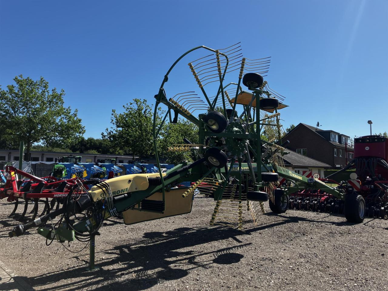 Krone Swadro TS 740 Twin - Henificadora: foto 1 Krone Swadro TS 740 Twin - Henificadora: foto 1