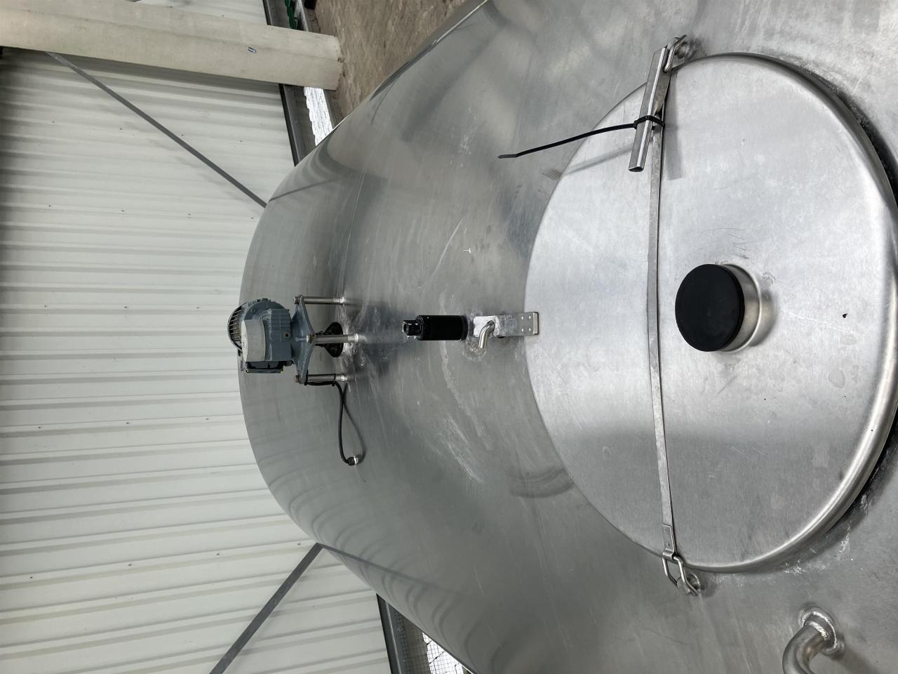 Müller gebr. Milchkühltank, ca. 6.000 Ltr - Máquina de ordeño: foto 5 Müller gebr. Milchkühltank, ca. 6.000 Ltr - Máquina de ordeño: foto 5