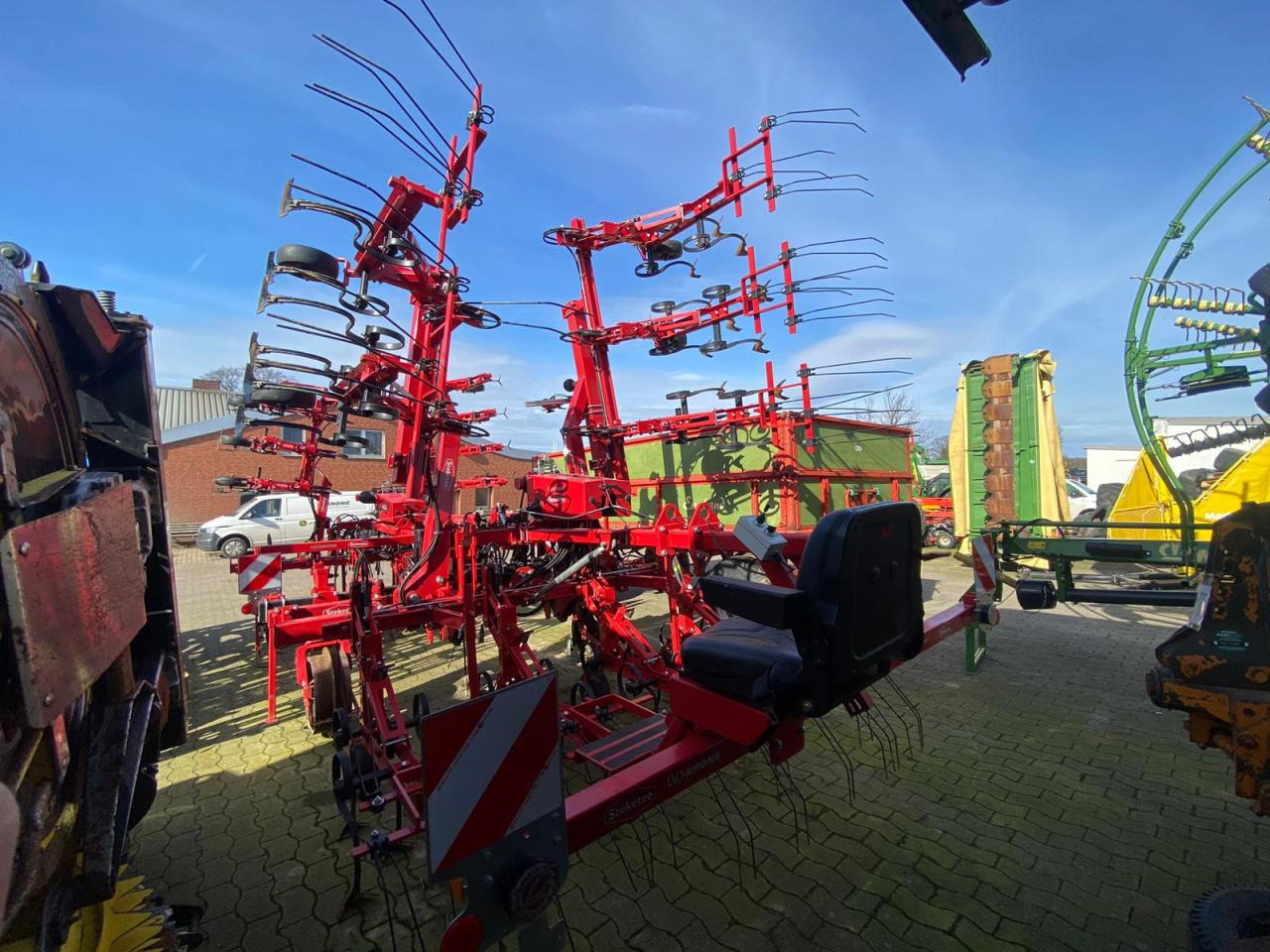 Steketee C1-620 & D1-620 - Equipo para trabajo del suelo: foto 4 Steketee C1-620 & D1-620 - Equipo para trabajo del suelo: foto 4