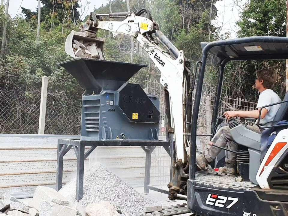 CM CM Crusher CR 600 - Trituradora móvil: foto 2 CM CM Crusher CR 600 - Trituradora móvil: foto 2