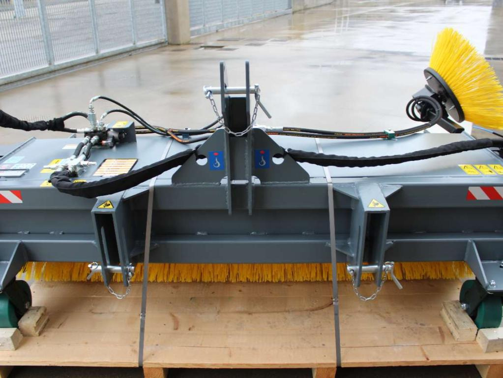 CM Crusher CSI 200 Sweeping Bucket - Barredora cucharón para Tractor: foto 2 CM Crusher CSI 200 Sweeping Bucket - Barredora cucharón para Tractor: foto 2