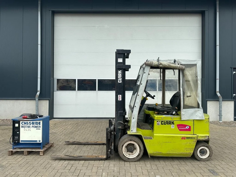 Clark EPM25N 2.5 ton Duplex Sideshift Elektra Heftruck - Carretilla elevadora eléctrica: foto 1 Clark EPM25N 2.5 ton Duplex Sideshift Elektra Heftruck - Carretilla elevadora eléctrica: foto 1