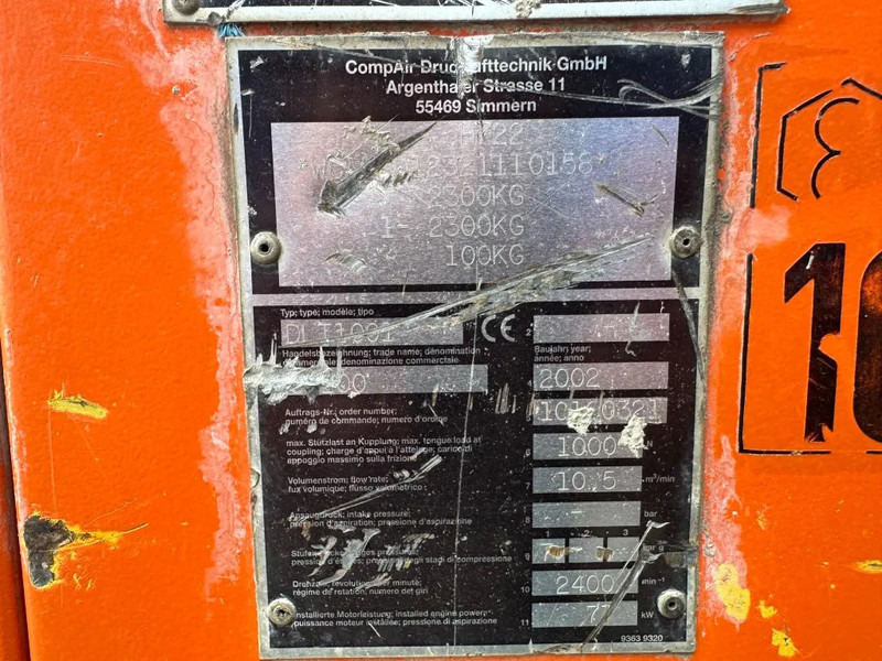 Compair C100 Mercedes OM 364 A 10.5 m3 / min 77 kW 7 Bar Silent Diesel Compressor - Compresor de aire: foto 3 Compair C100 Mercedes OM 364 A 10.5 m3 / min 77 kW 7 Bar Silent Diesel Compressor - Compresor de aire: foto 3