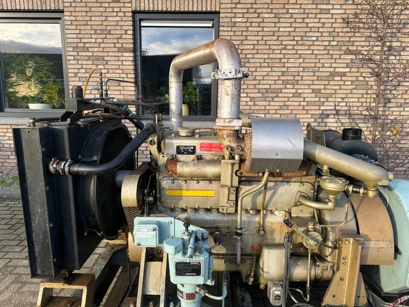 Generador industriale DAF DHTD 825 A 80 kVA noodstroom generatorset aggregaat ex Emergency: foto 9
