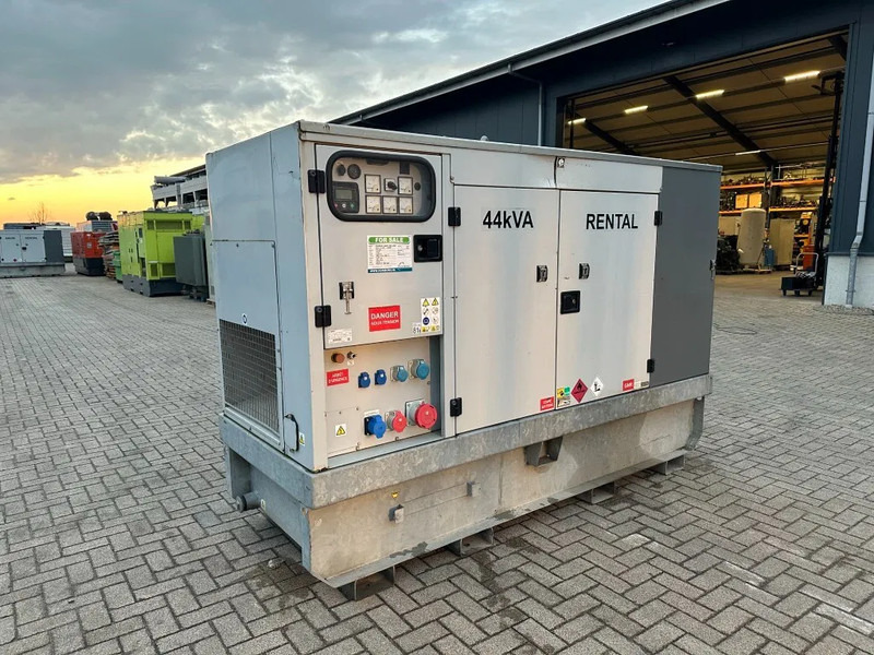 Europower EPUS44TDE Kubota Leroy Somer 44 kVA Supersilent Rental generatorset - Generador industriale: foto 1 Europower EPUS44TDE Kubota Leroy Somer 44 kVA Supersilent Rental generatorset - Generador industriale: foto 1