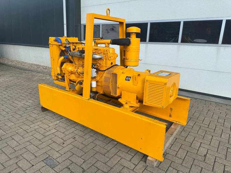 Ford Leroy Somer 80 kVA noodstroom generatorset ex Emergency 119 hours ! - Generador industriale: foto 2 Ford Leroy Somer 80 kVA noodstroom generatorset ex Emergency 119 hours ! - Generador industriale: foto 2