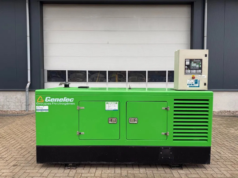 Iveco Genelec Mecc Alte Spa 60 kVA Silent Noodstroom generatorset met ATS Auto Netovername - Generador industriale: foto 1 Iveco Genelec Mecc Alte Spa 60 kVA Silent Noodstroom generatorset met ATS Auto Netovername - Generador industriale: foto 1