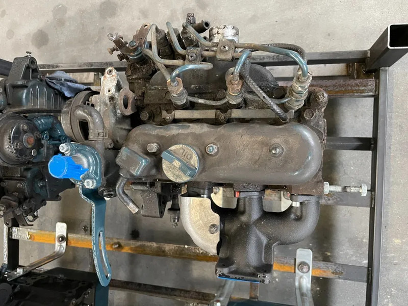 Kubota D722 dieselmotor 3 cilinder 18 PK (4stuks!) - Motor para Equipo de manutención: foto 4 Kubota D722 dieselmotor 3 cilinder 18 PK (4stuks!) - Motor para Equipo de manutención: foto 4