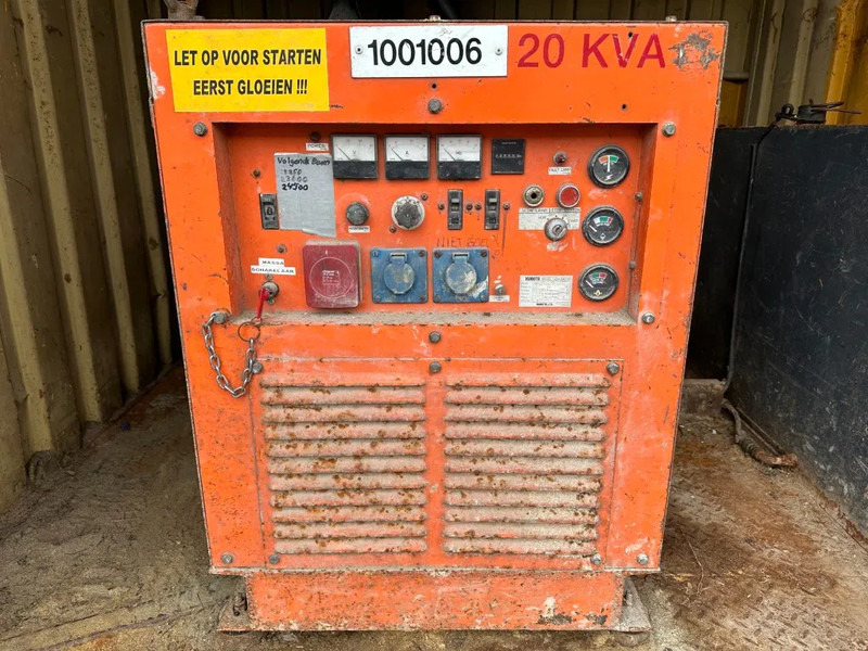 Kubota GV 3200 20 kVA Silent geenratorset in 10 ft container xxl fuel tank - Generador industriale: foto 3 Kubota GV 3200 20 kVA Silent geenratorset in 10 ft container xxl fuel tank - Generador industriale: foto 3