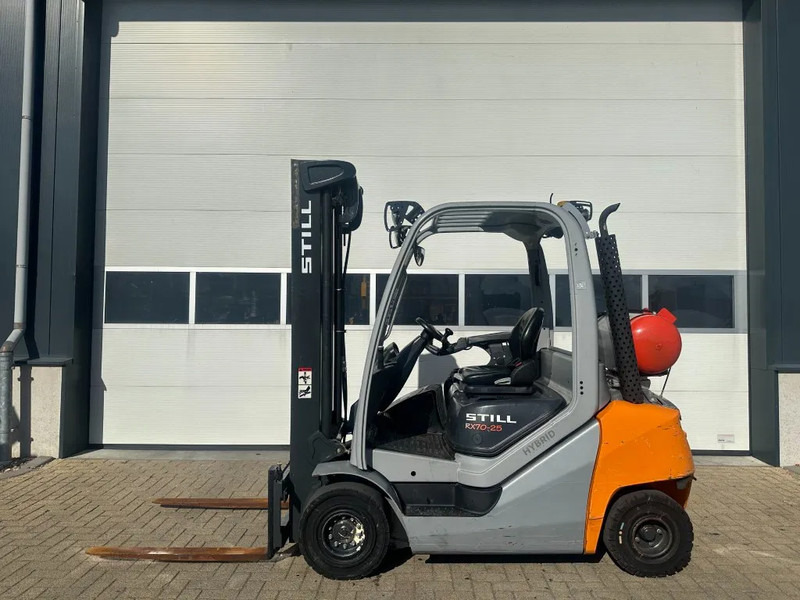 Still RX70-25 T 2.5 ton Duplex Sideshift LPG Heftruck 2020 - Carretilla elevadora de gas: foto 1 Still RX70-25 T 2.5 ton Duplex Sideshift LPG Heftruck 2020 - Carretilla elevadora de gas: foto 1