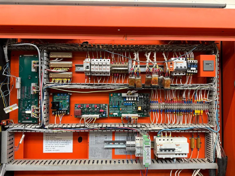 Generador industriale VM Leroy Somer 20 kVA gedempte noodstroom generatorset 514 hours: foto 16 Generador industriale VM Leroy Somer 20 kVA gedempte noodstroom generatorset 514 hours: foto 16