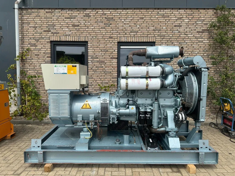 Volvo Penta TD121GG SDMO Leroy Somer 200 kVA noodstroom generatorset - Generador industriale: foto 1 Volvo Penta TD121GG SDMO Leroy Somer 200 kVA noodstroom generatorset - Generador industriale: foto 1