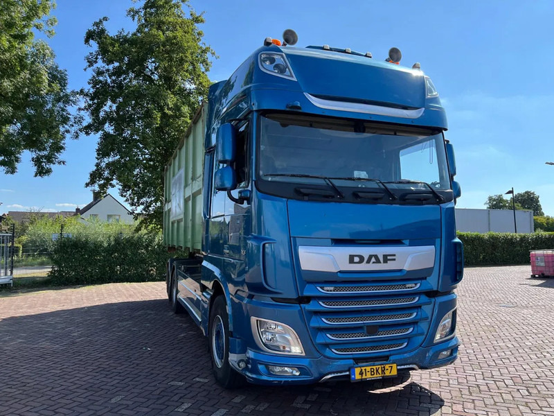 DAF XF 530 FAS - Camión portacontenedore/ Intercambiable: foto 4 DAF XF 530 FAS - Camión portacontenedore/ Intercambiable: foto 4