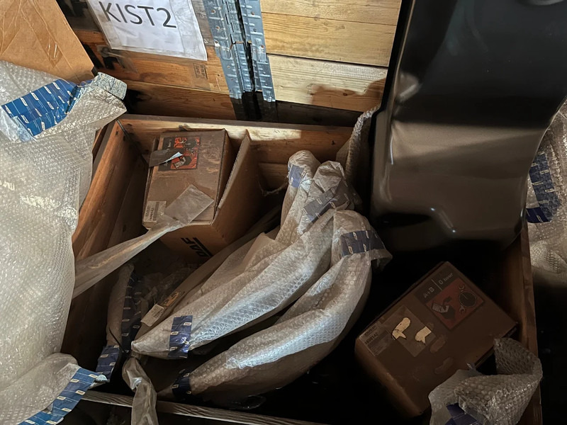 DAF diverse NOS oude voorraad nieuwe delen - Junta de motor para Camión: foto 3 DAF diverse NOS oude voorraad nieuwe delen - Junta de motor para Camión: foto 3