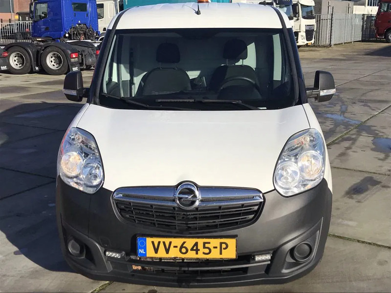 Opel Combo 1.6 CDTI - Furgón: foto 2 Opel Combo 1.6 CDTI - Furgón: foto 2