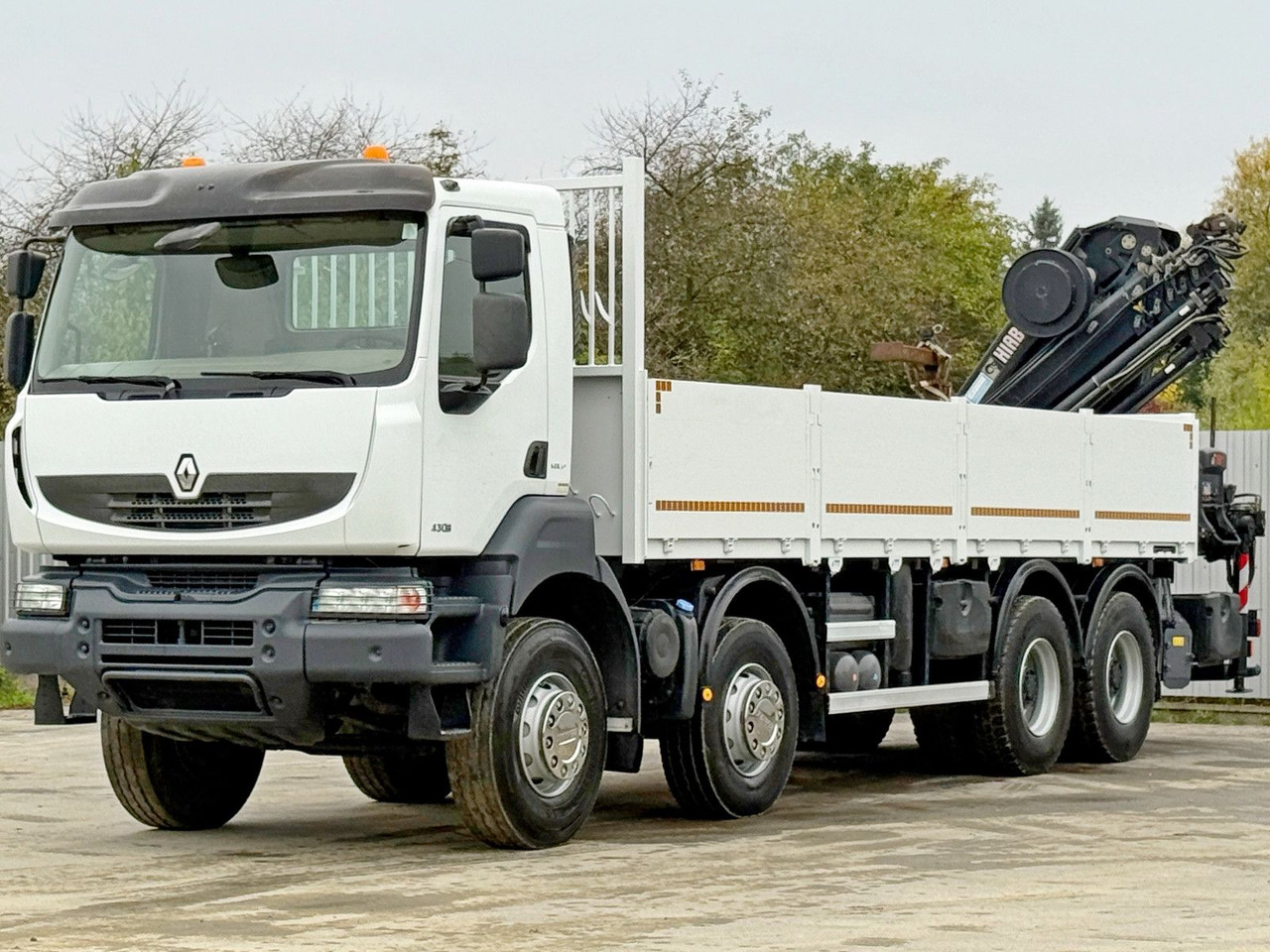 Renault KERAX 430 * HIAB 211 EP-5 HIDUO /FUNK *8x4 - Camión grúa: foto 4 Renault KERAX 430 * HIAB 211 EP-5 HIDUO /FUNK *8x4 - Camión grúa: foto 4