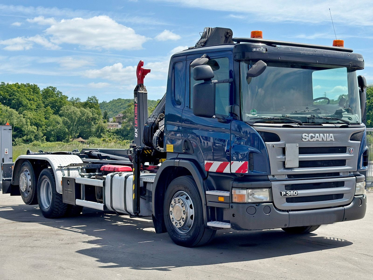 Scania P 360 * ABROLLKIPPER * HIAB 111 BS -2 HIDUO/FUNK - Camión multibasculante, Camión grúa: foto 3 Scania P 360 * ABROLLKIPPER * HIAB 111 BS -2 HIDUO/FUNK - Camión multibasculante, Camión grúa: foto 3