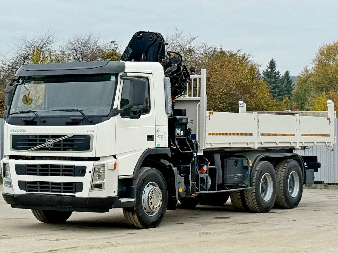 Volvo FM 400 Kipper 6,20m * HIAB 144 B-3 HIDUO* 6x4 - Camión volquete: foto 4 Volvo FM 400 Kipper 6,20m * HIAB 144 B-3 HIDUO* 6x4 - Camión volquete: foto 4