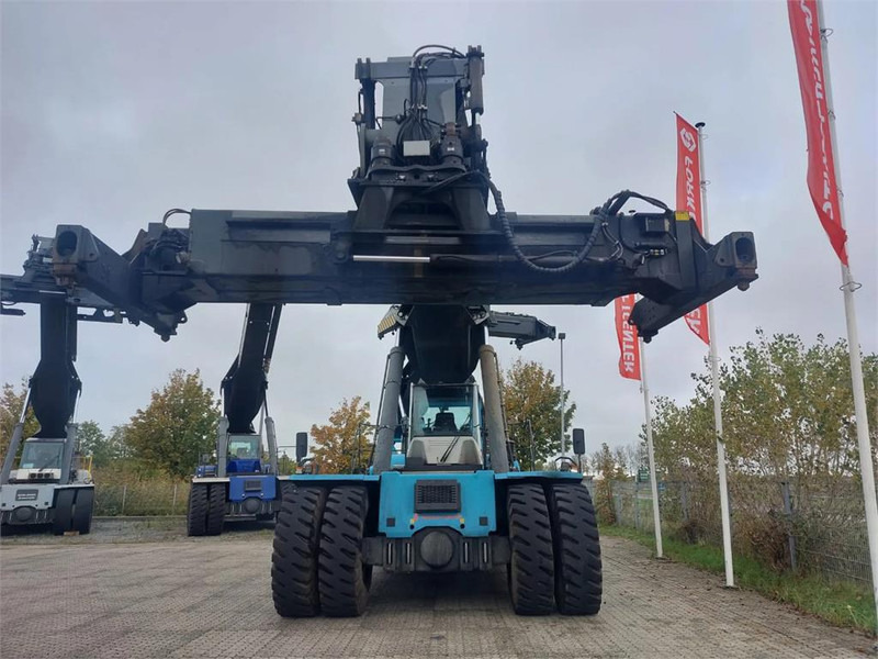 KONECRANES SMV 4531 TC5 - Reach stacker: foto 5 KONECRANES SMV 4531 TC5 - Reach stacker: foto 5