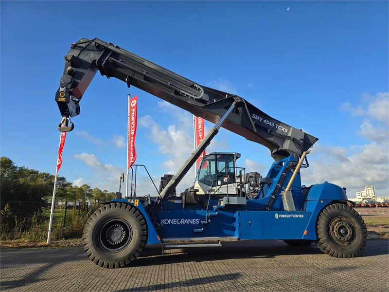 KONECRANES SMV 4543 TCX5 - Reach stacker: foto 2 KONECRANES SMV 4543 TCX5 - Reach stacker: foto 2