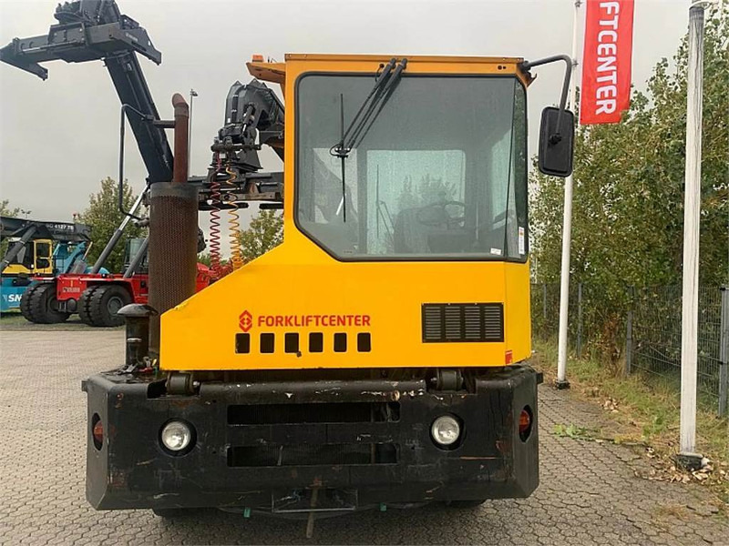 Sisu TRX182A4L2C18 - Tractor industrial: foto 4 Sisu TRX182A4L2C18 - Tractor industrial: foto 4