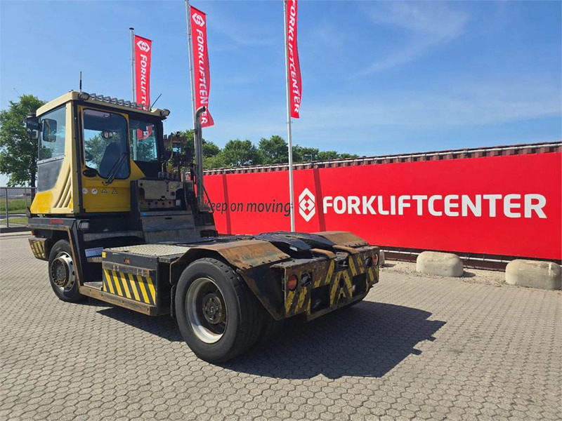 Tractor industrial Terberg RT223 4x4: foto 6