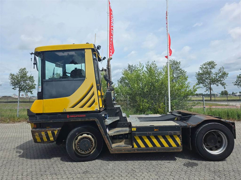 Terberg RT283 4x4 - Tractor industrial: foto 4 Terberg RT283 4x4 - Tractor industrial: foto 4