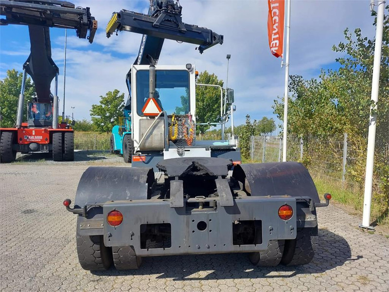 Tractor industrial Terberg YT182: foto 7