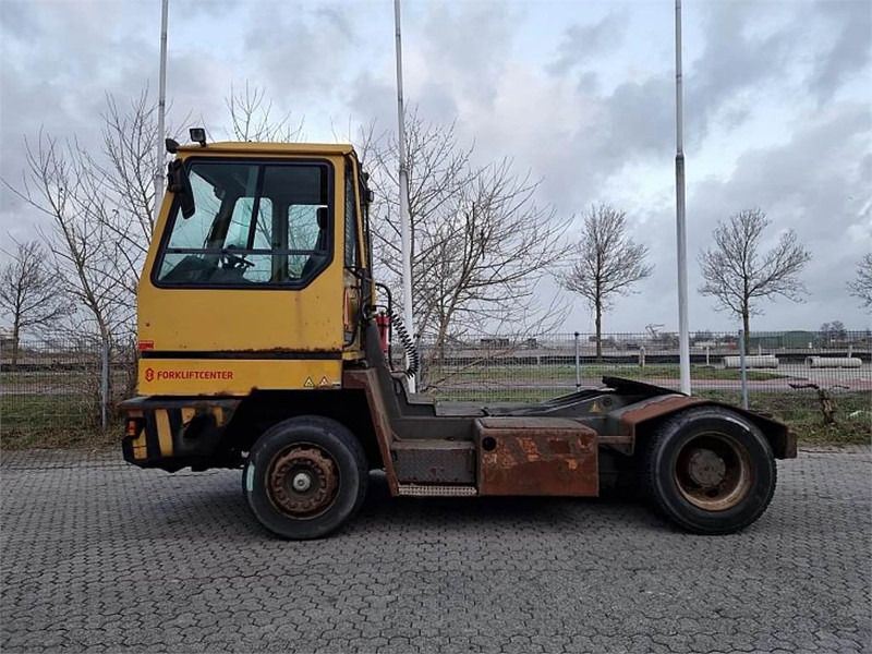 Terberg YT220 - Tractor industrial: foto 4 Terberg YT220 - Tractor industrial: foto 4