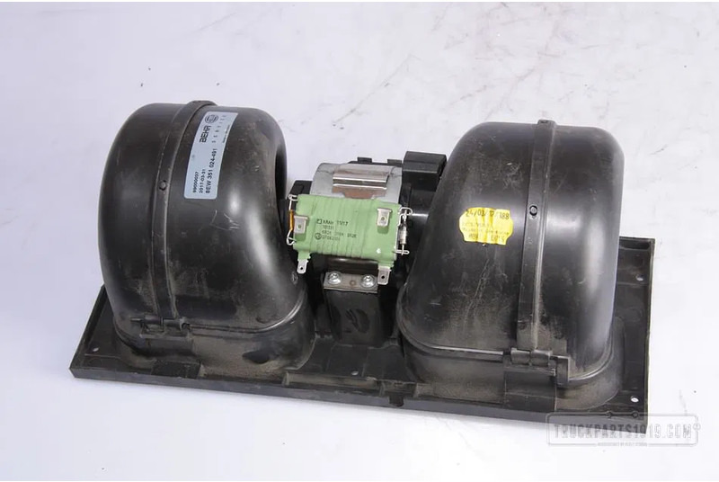 DAF 1672646 Kachel ventilator DAF XF - Calefacción/ Ventilación para Camión: foto 1 DAF 1672646 Kachel ventilator DAF XF - Calefacción/ Ventilación para Camión: foto 1