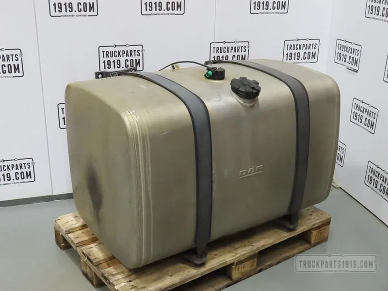 DAF 1949909 Brandstoftank + steunen 495L - Depósito de combustible para Camión: foto 1 DAF 1949909 Brandstoftank + steunen 495L - Depósito de combustible para Camión: foto 1