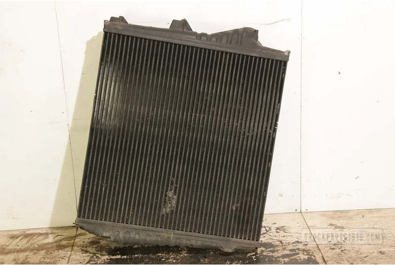 Volvo FH 13 Cooling System Interkoeler VOLVO FH 13 - Radiador para Camión: foto 2 Volvo FH 13 Cooling System Interkoeler VOLVO FH 13 - Radiador para Camión: foto 2