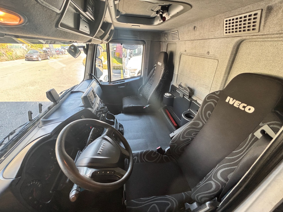IVECO 190S42 Stralis - Camión frigorífico: foto 4 IVECO 190S42 Stralis - Camión frigorífico: foto 4