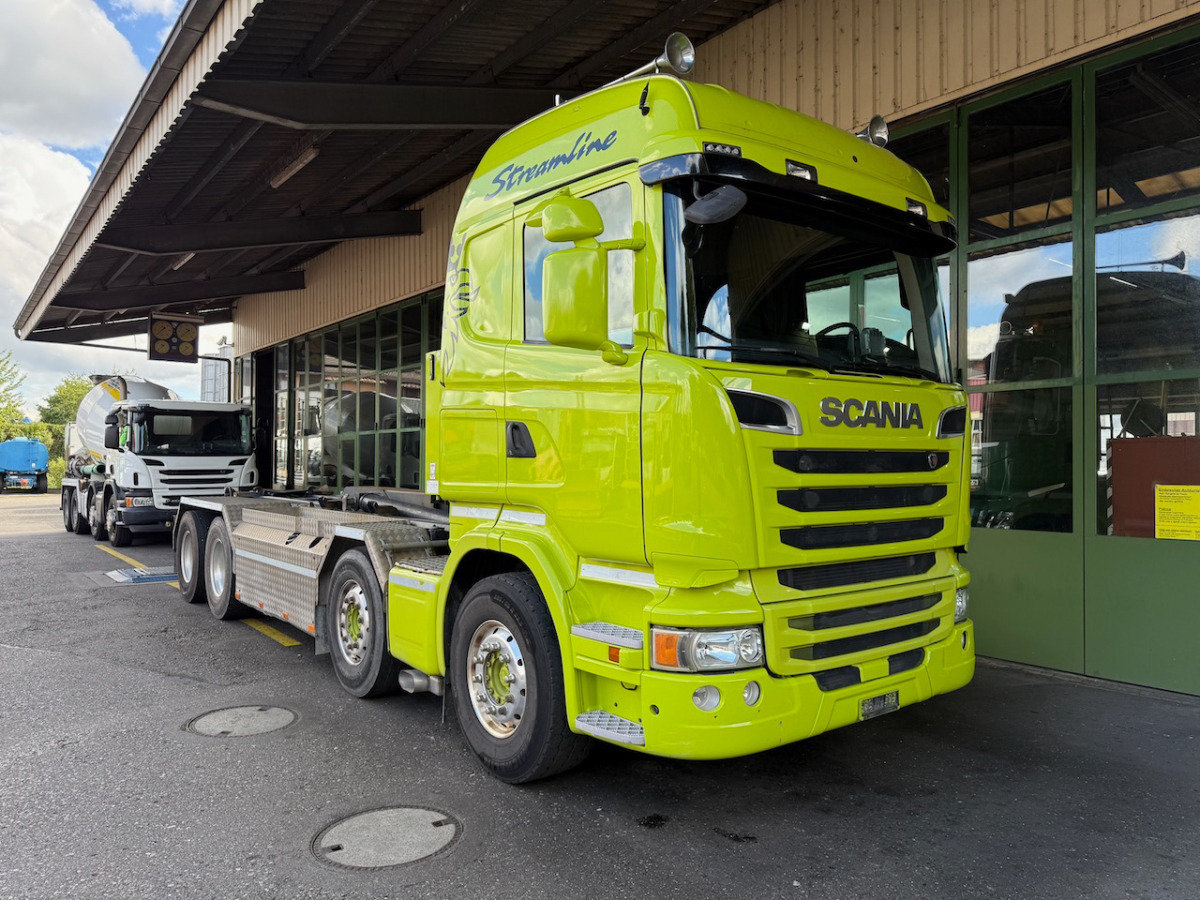 SCANIA R490 8x4 - Camión multibasculante: foto 1 SCANIA R490 8x4 - Camión multibasculante: foto 1