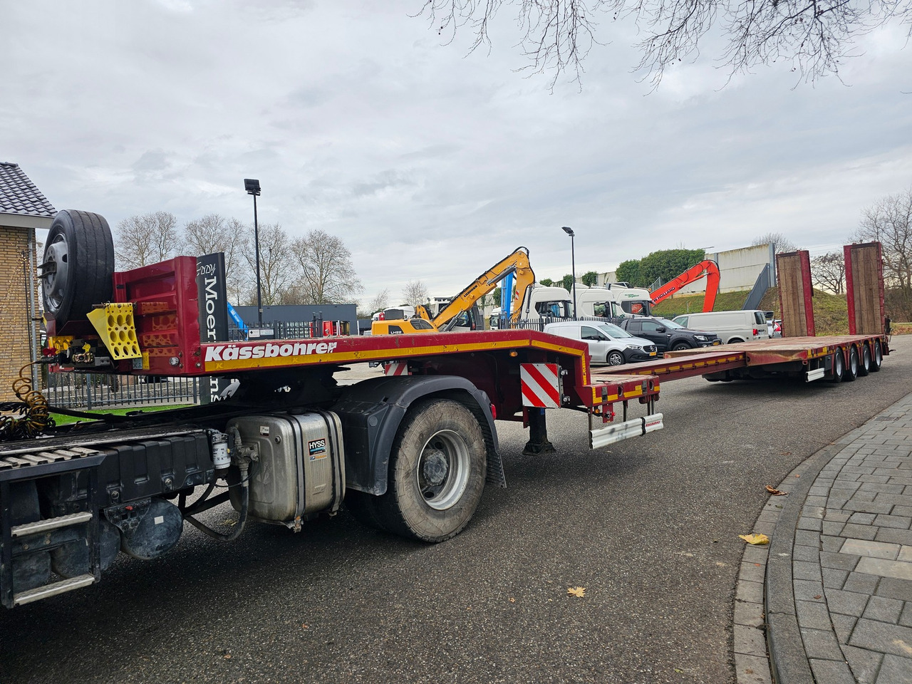 Kässbohrer LB4E With Hydraulic Flip Ramps - Semirremolque góndola rebajadas: foto 4 Kässbohrer LB4E With Hydraulic Flip Ramps - Semirremolque góndola rebajadas: foto 4