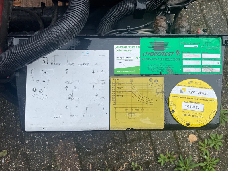 Kässbohrer 1500 KG Laadklep. Gebruikt - Semirremolque caja cerrada: foto 2 Kässbohrer 1500 KG Laadklep. Gebruikt - Semirremolque caja cerrada: foto 2